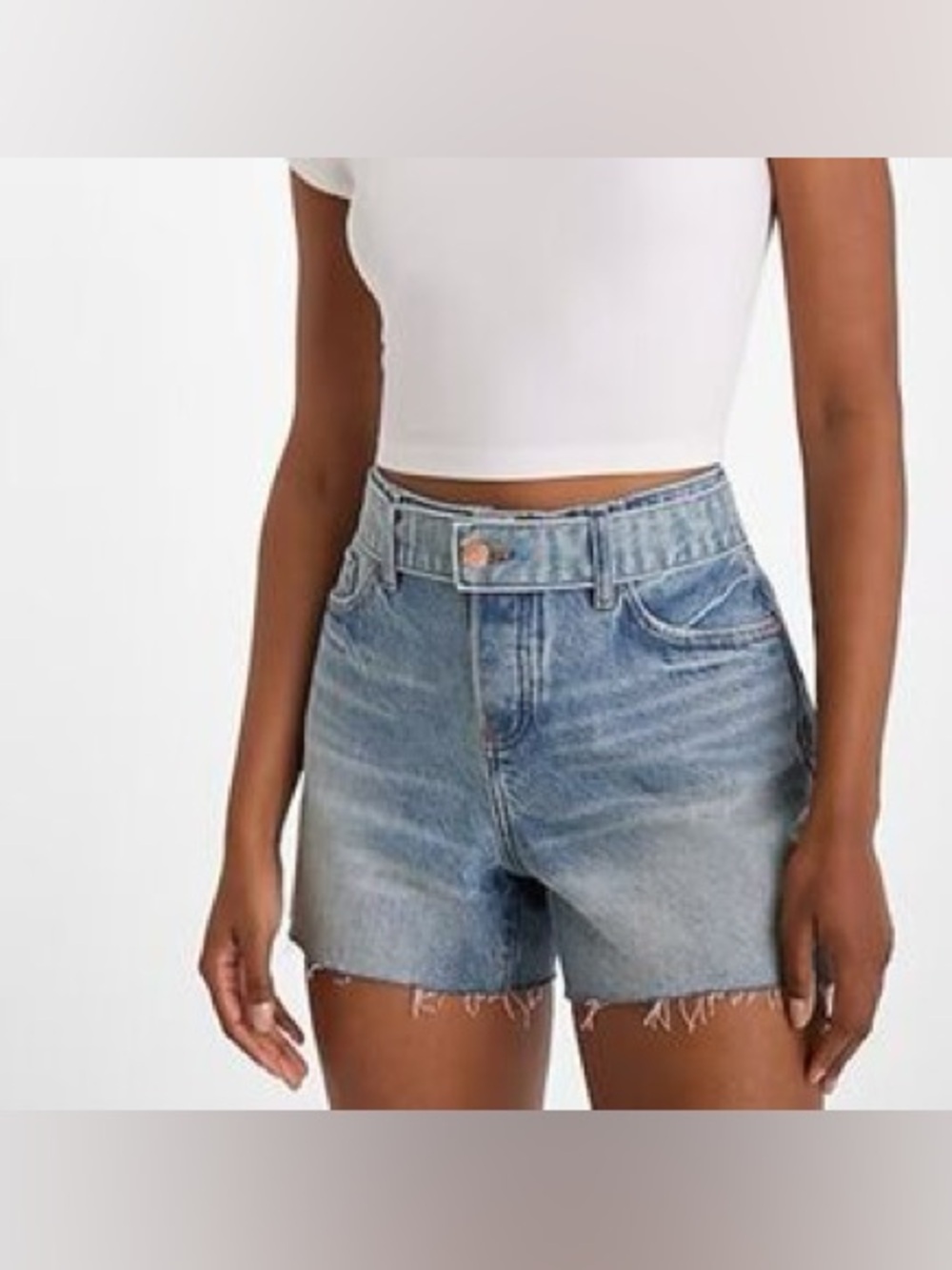 Express 4” Inseam‎ Mid Rise Denim Shorts - Picture 3 of 12